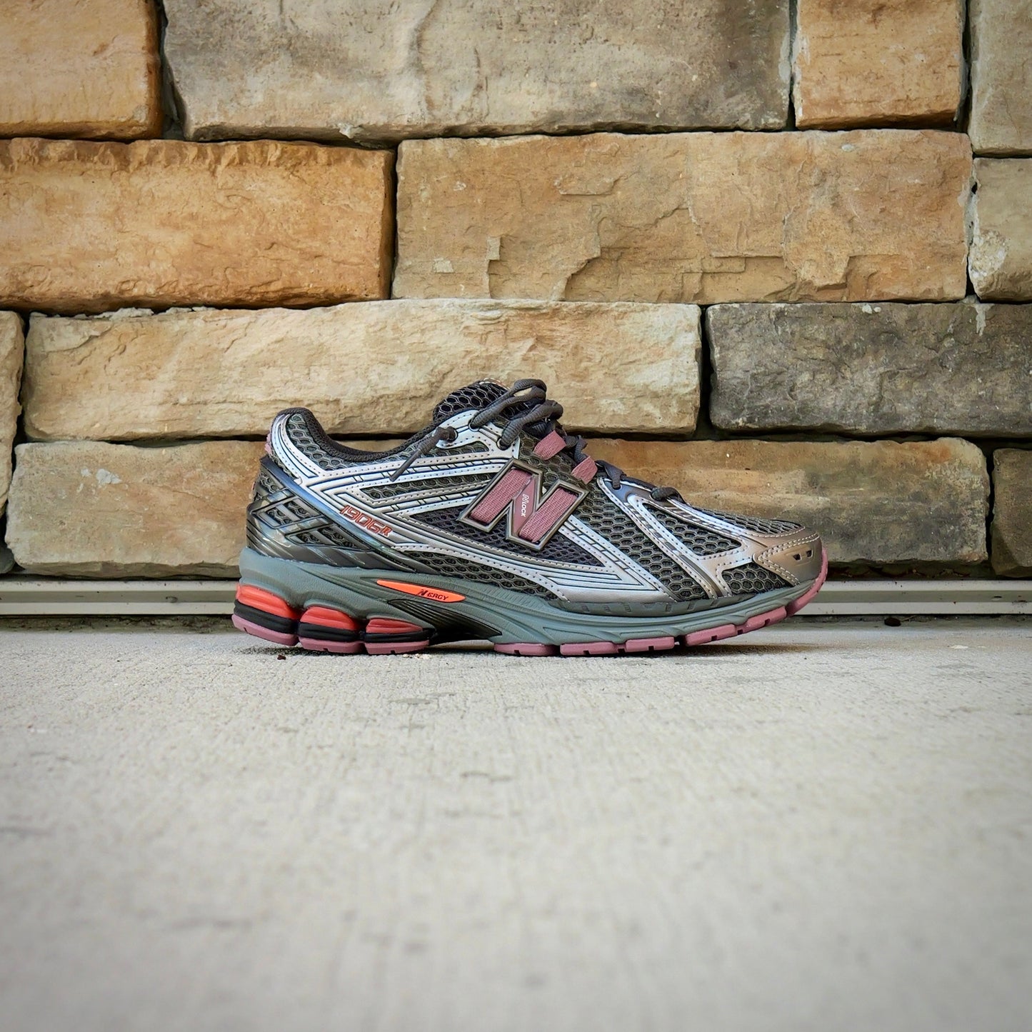 Mens New Balance 1906R (Metallic Rosewood) U190629R