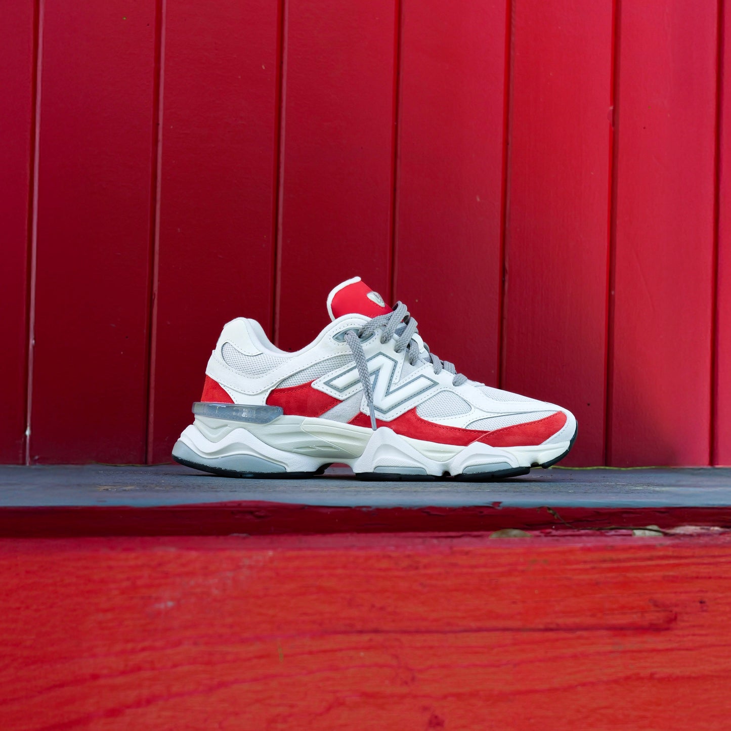 New Balance 9060 (Grey/Red) - U9060JBE