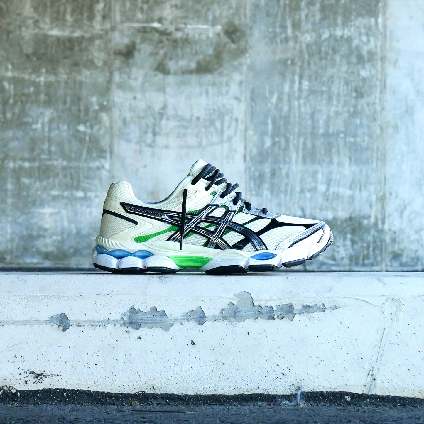 Mens Asics Gel-Cumulus 16 (Ivory/Pure Silver)