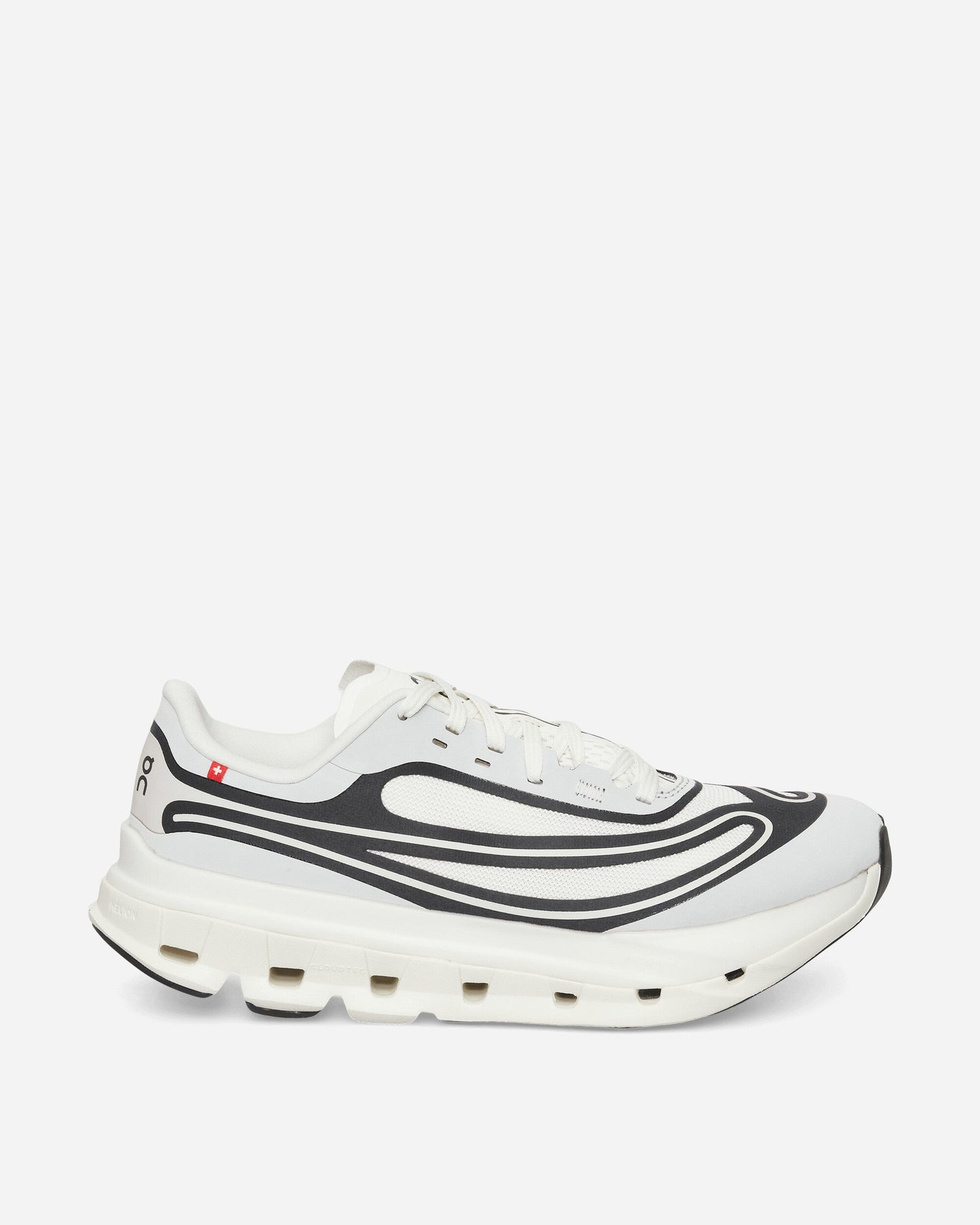 Cloudflow 5 AD Sneakers Ivory / Black