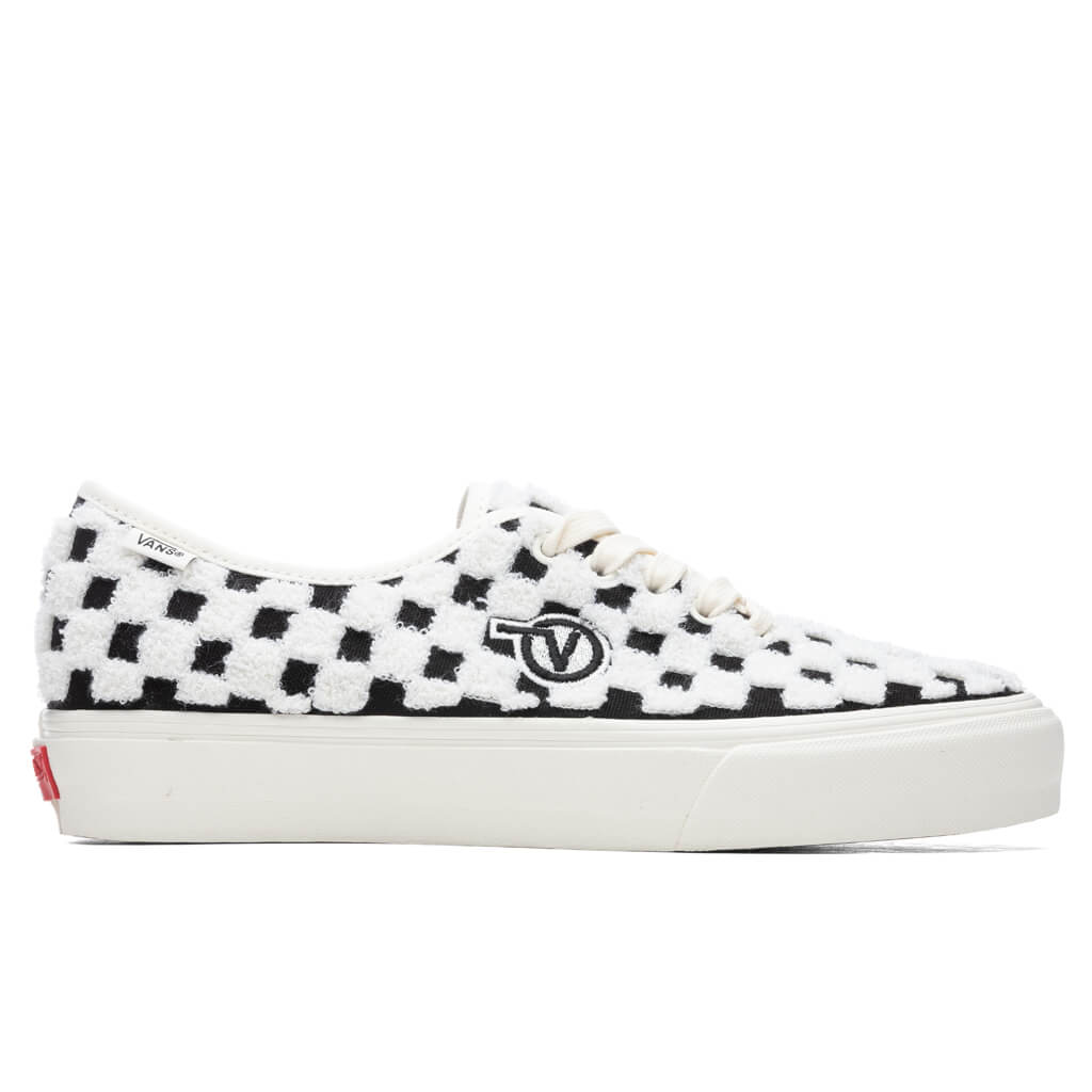 Authentic One Piece VLT LX - Black/Marshmallow