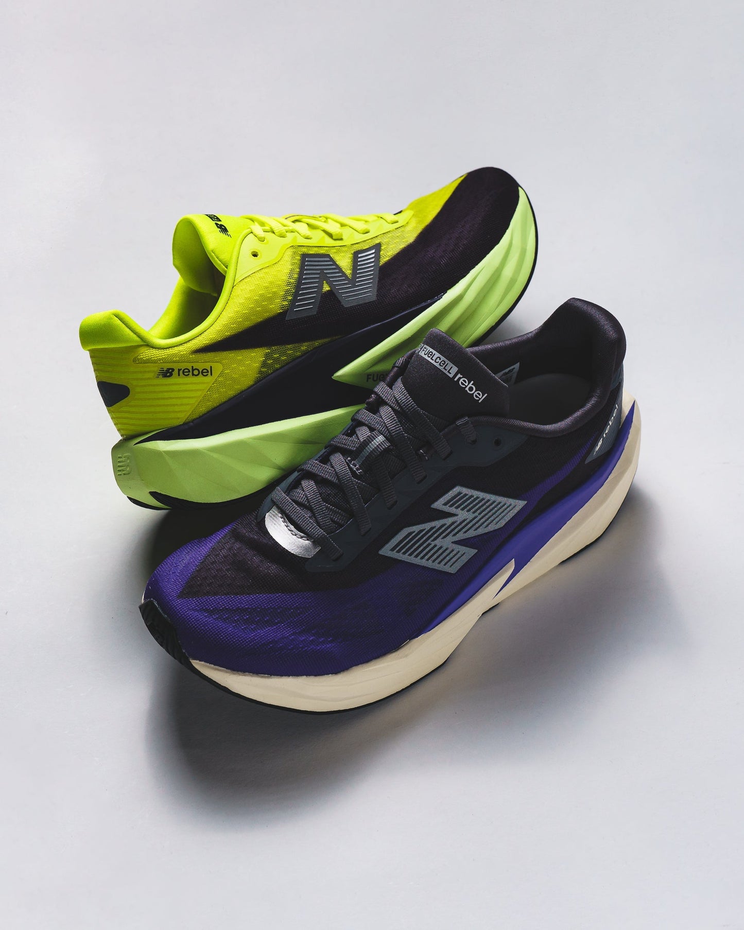 New Balance Men FuelCell Rebel v5 Alkaline Green MFCX4TR