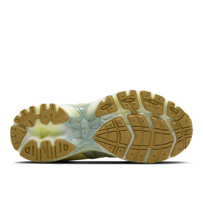 Brooks Adrenaline GTS 10 "NEO Yellow"