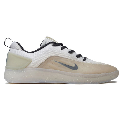 Nike SB Zoom Nyjah 4 Shoes - Desert Khaki/Dark Smoke Grey