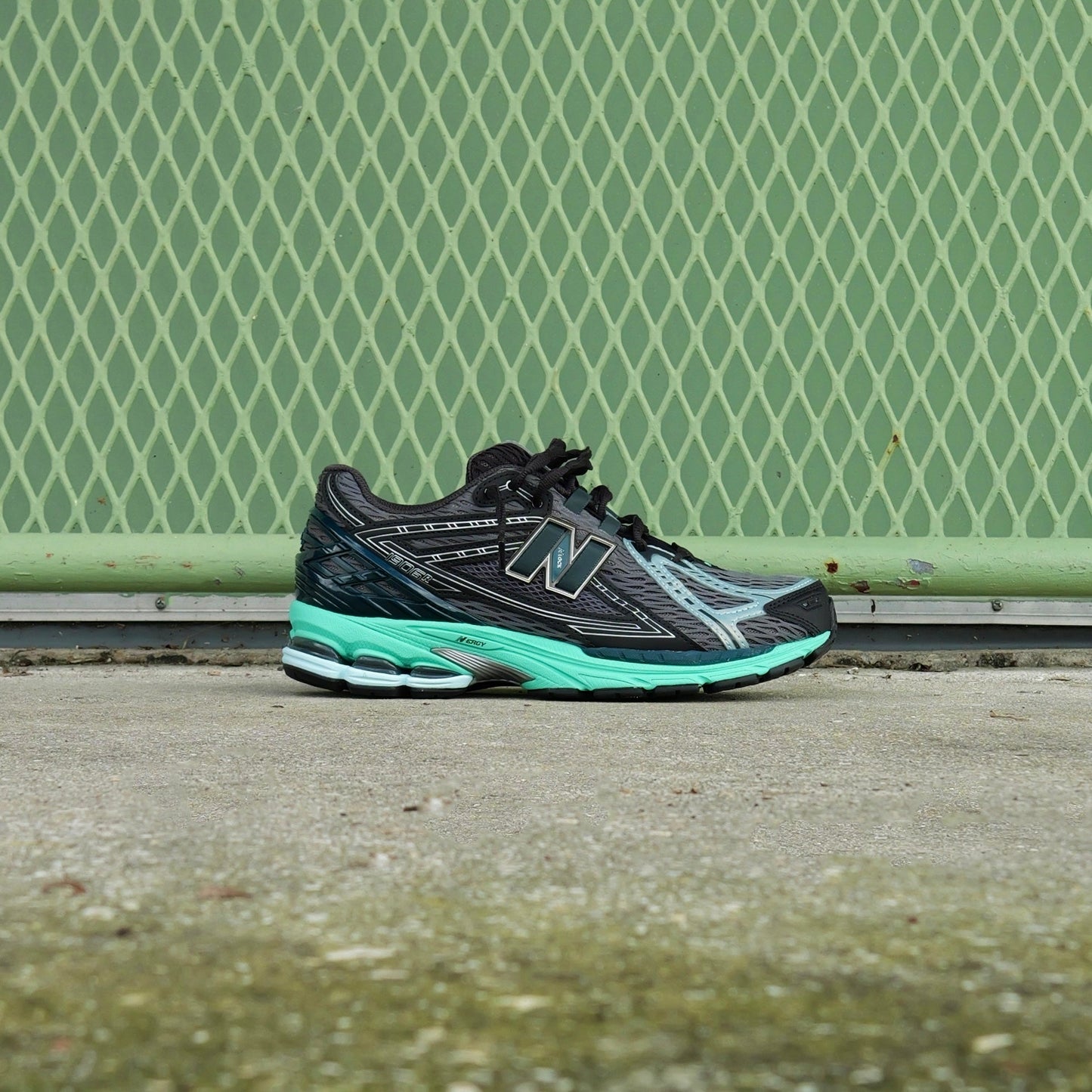 Mens New Balance 1906R (Grey/Green Glow) U19068O6