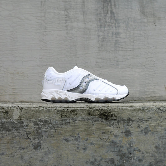 Saucony "Matrix" (White/Metallic)