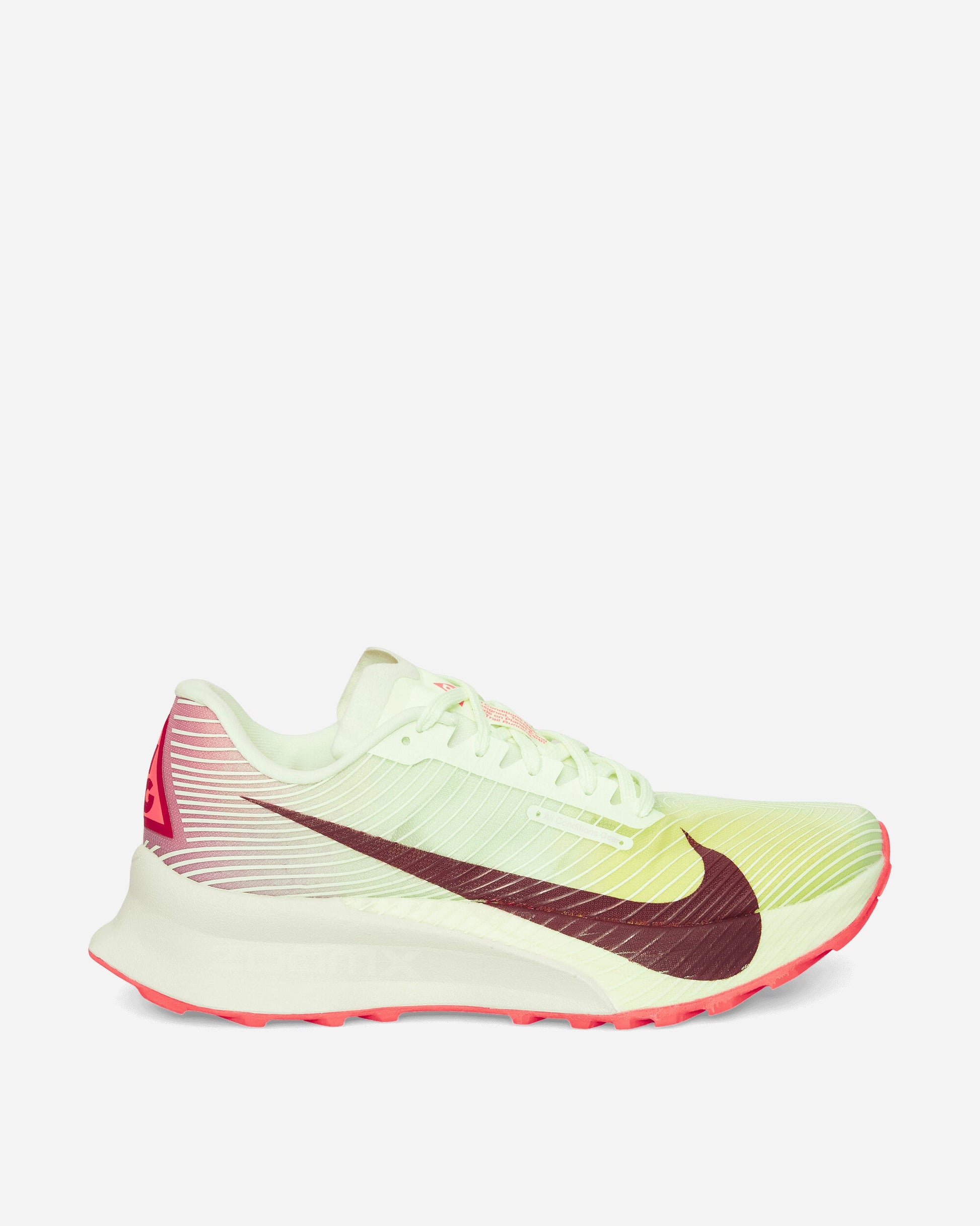 ACG Ultrafly Trail Sneakers Volt Tint / Burgundy Ash