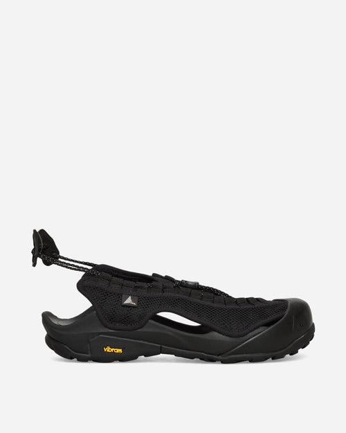 Arpy Weaved Sandals Black