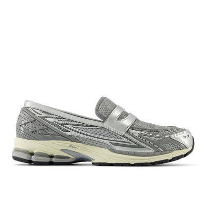 New Balance 1906 Loafer "Metallic Silver"