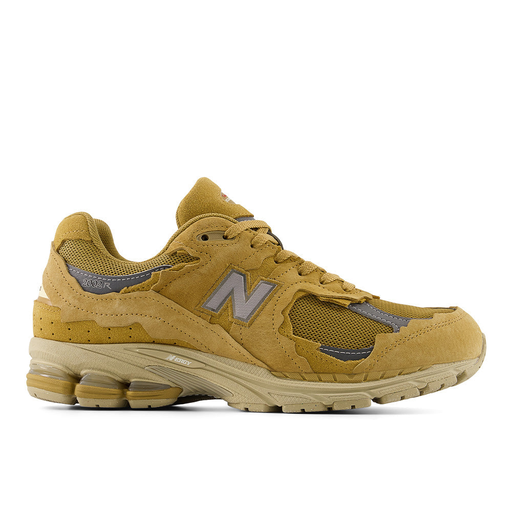 New Balance  2002 GOR-TEX Protection Pack 2.0 - Stucco