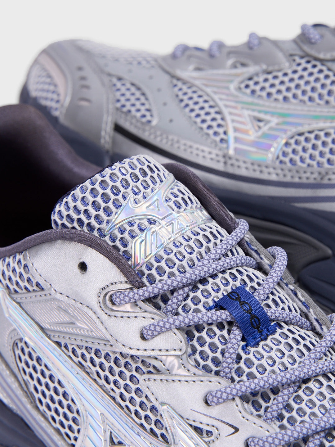 Mizuno MXR 'Space Light' Sneakers | Silver