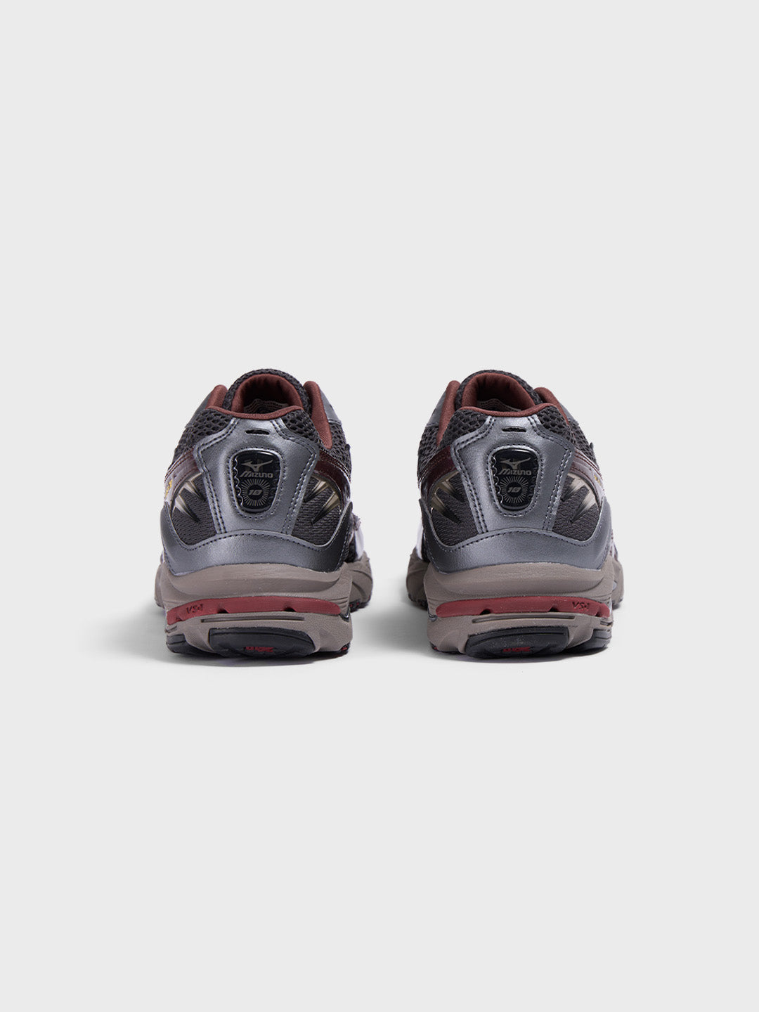 Mizuno Wave Rider 10 Sneakers | Black/Chicory Coffee