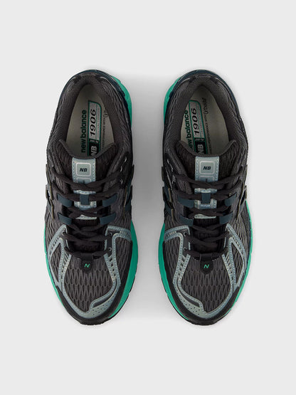New Balance 1906 Sneakers | Black Metallic/Deep End