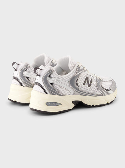 New Balance 530 Sneakers | Silver Metallic/Black Cement