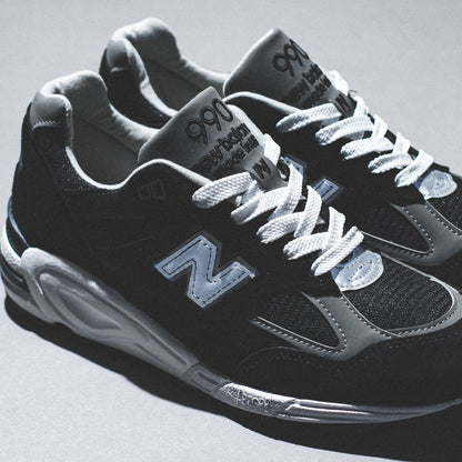 New Balance Men 990v2 Black Made In USA M990BL2