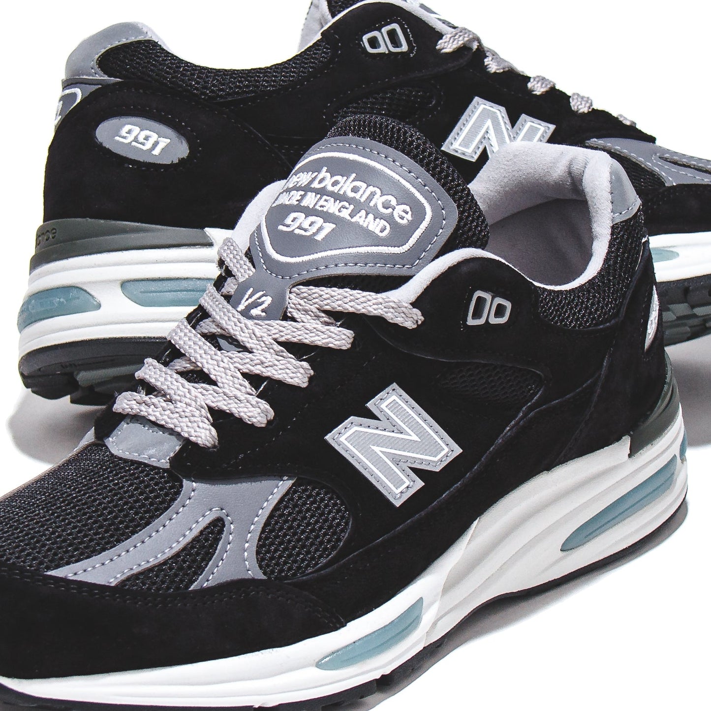 New Balance Unisex 991v2 Black Made In UK U991BK2