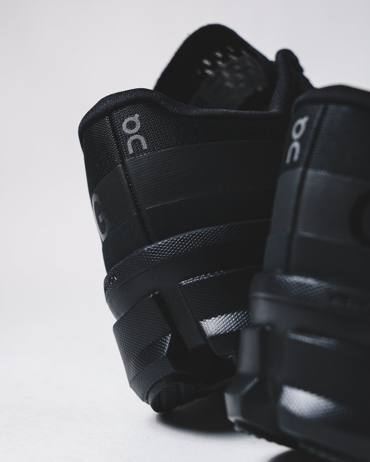 ON Men Cloudmonster 1 Black 3MF30741043