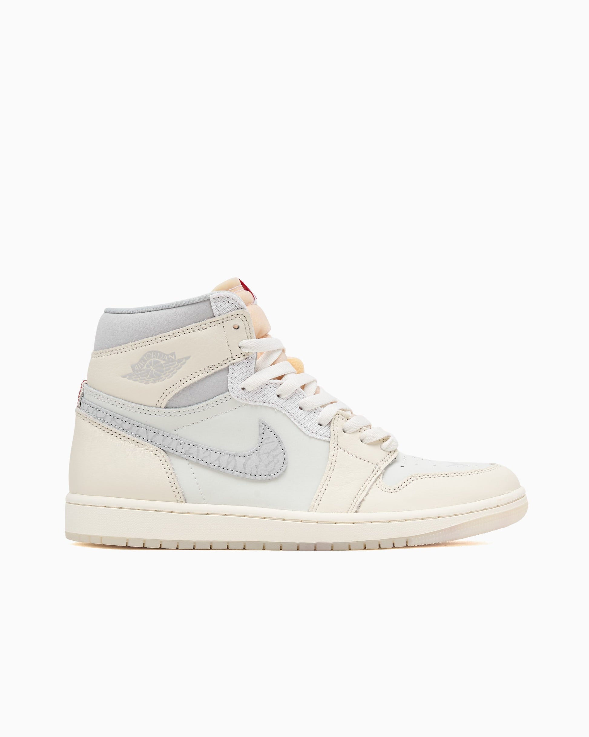 Air Jordan 1 Retro High OG "Sail University Red"