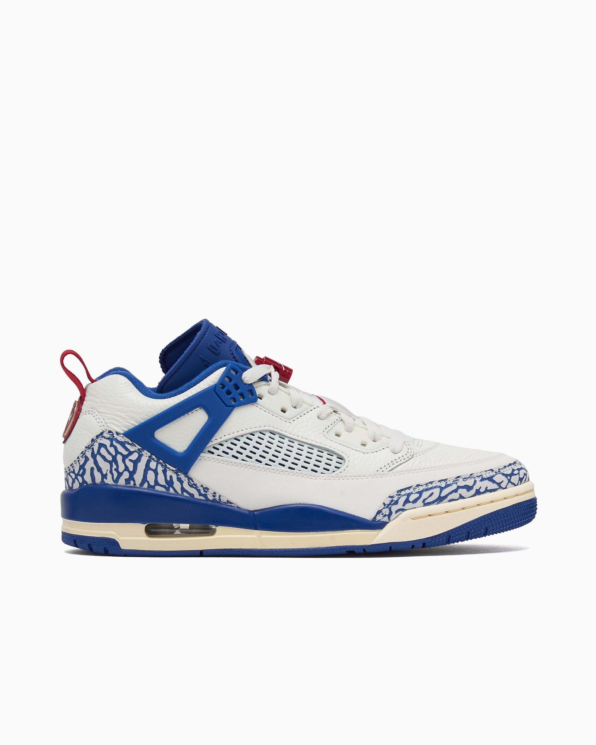 Jordan Spizike Low