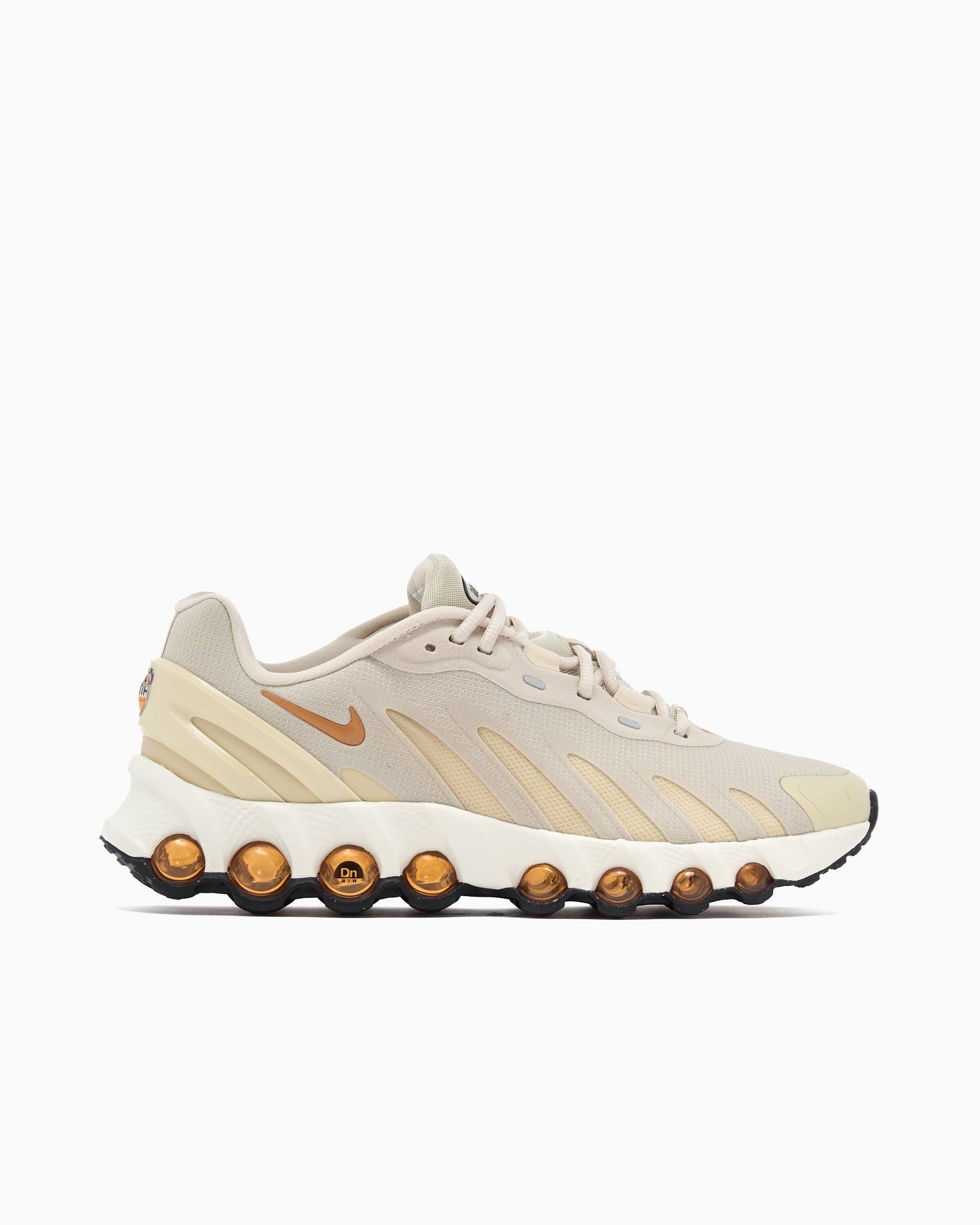 Nike Air Max Dn8 "Light Khaki"