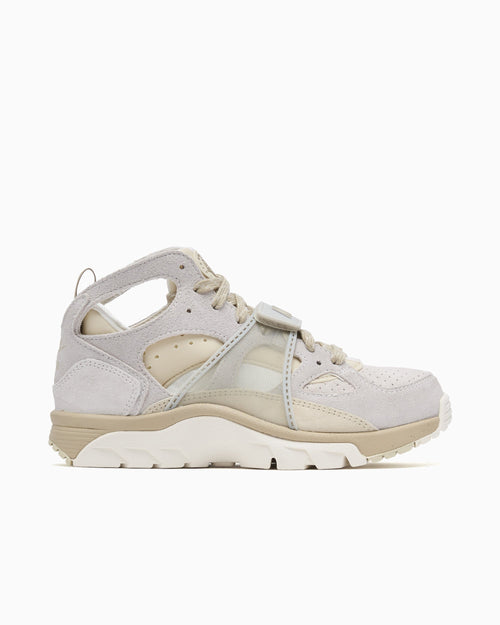 Nike Air Trainer Huarache “Desert Khaki”