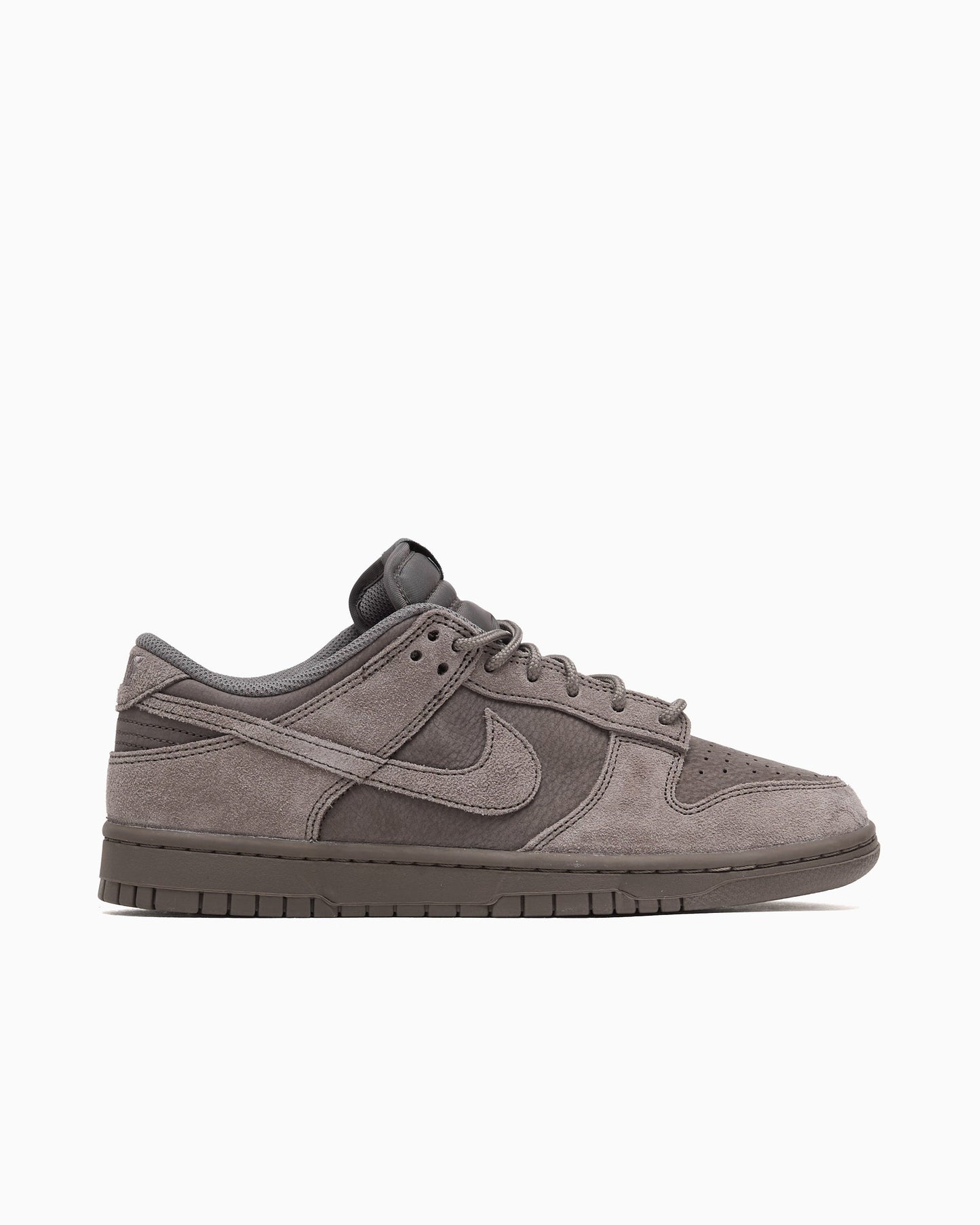Nike Dunk Low Retro SE "Cave Stone"