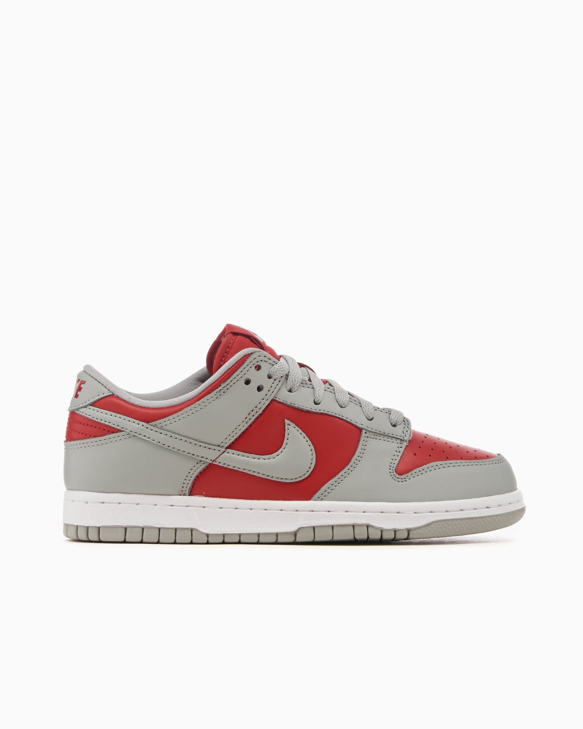 Nike Dunk Low "Ultraman"