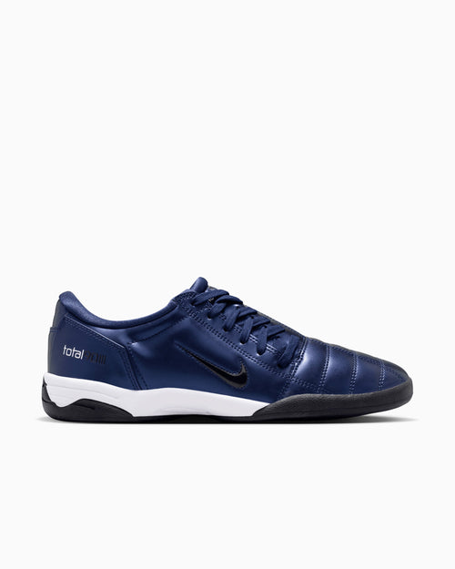 Nike Women's Total 90